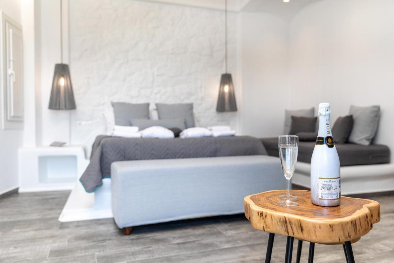 El_Puerto Luxury Port Suites Naxos City Exterior photo